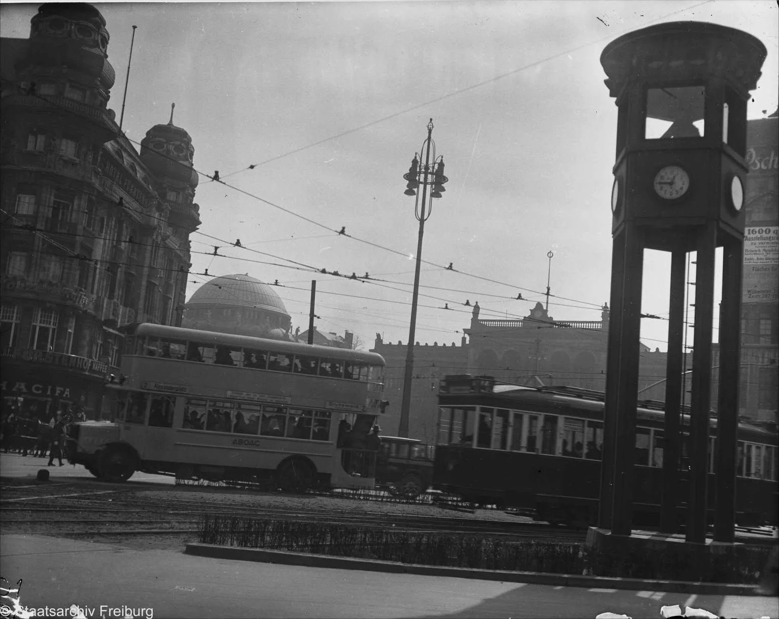 Verkehrsturm am Potsdamer Platz, Berlin, April 1927
